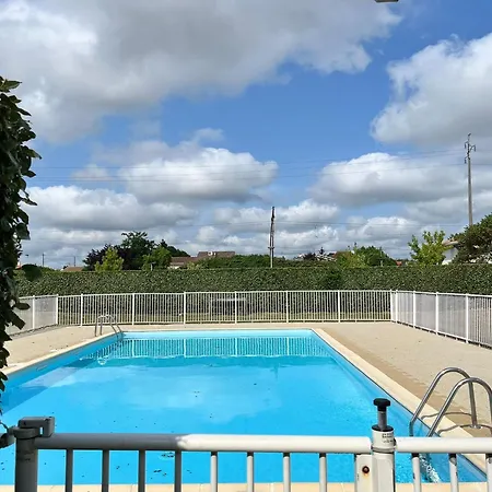Confort & Calme Avec Piscine Apartamento Mérignac